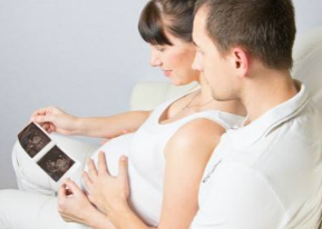 供卵代生孩子助孕包成功,美国试管婴儿案例：怀孕，仅靠一腔热情远远不够